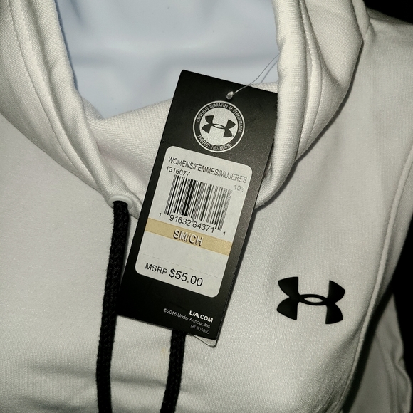 Women's Sz Small Under Armour Funnel Neck Crop top - Picture 5 of 7